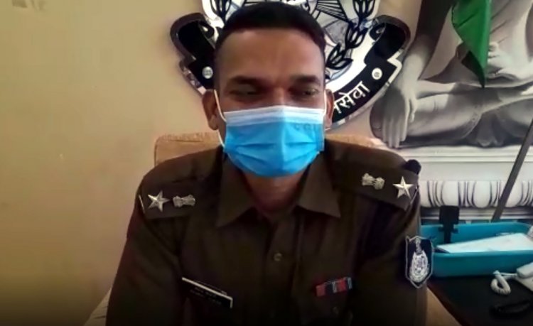 प्रेमी ने दरांते से की महिला के पति की हत्या, शव प्लास्टिक की बोरी में भरा और मृतक की बाइक से धोलावड़ क्षेत्र में फेंक दिया