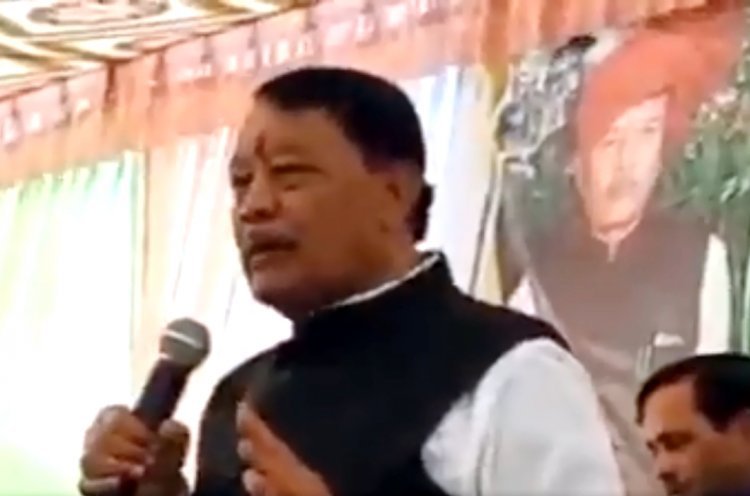 बड़े-बड़े ठाकुर-आकुर की महिलाओं को हाथ पकड़ के घरों से बाहर निकालो, उनसे कमाम कराओ, तब समानता आएगी : मंत्री बिसाहूलाल