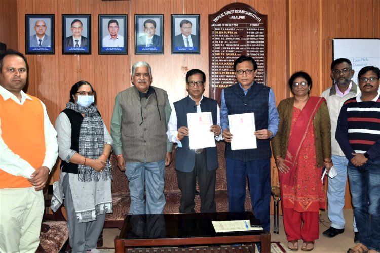 शिक्षा व संसाधन के निर्धारित मापदंड के कार्य के लिए विक्रम विश्विद्यालय उज्जैन और टीएफआईआर जबलपुर में हुआ अनुबंध, विद्यार्थियों को होगा लाभ