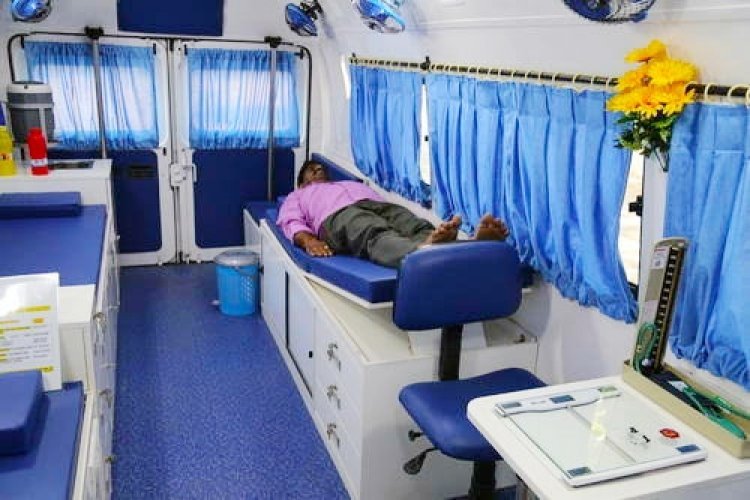 रोटरी क्लब रतलाम सेंट्रल के ड्रीम प्रोजेक्ट रोटरी मोबाइल ब्लड बैंक वैन का लोकार्पण 25 दिसंबर को