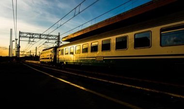 ​Central Railway Recruitment 2022: रेलवे से जुड़ने का शानदार अवसर, 2422 पदों के लिए पंजीकरण प्रक्रिया शुरू