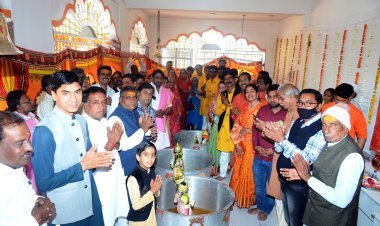 प्राण-प्रतिष्ठा : सिर्फ 125 दिन में बन गया मंदिर, विश्वकर्मा जयंती पर मंत्रोच्चार के बीच विराजे भगवान श्री विश्वकर्मा और अन्य देवी-देवता