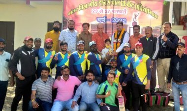 WREU द्वारा आयोजित स्व. उमरावमल पुरोहित स्मृति टेनिस बॉल क्रिकेट स्पर्धा में रतलाम रेल मंडल का इंजीनियरिंग विभाग रहा विजेता