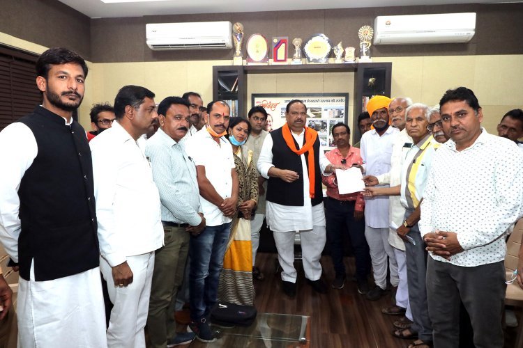 विधायक काश्यप ने बिरियाखेड़ी में मुक्तिधाम की सड़क के निर्माण के लिए स्वीकृत किए 12.92 लाख रुपए, विधायक निधि से खर्च होगी यह राशि