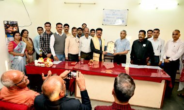 पुलिस जैसे महकमे में 38 साल का कार्यकाल निष्कलंक होना गौरवपूर्ण, मेरे लिए कार्यालय का पर्याय रहे एसआई विनोद त्रिपाठी- डीआईजी सक्सेना