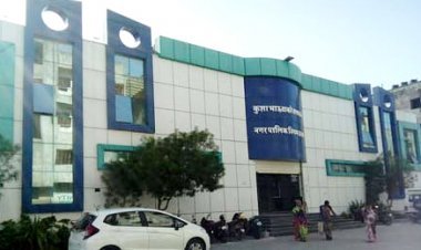 रतलाम : स्वीमिंग पूल में डूबने से बालक की मौत के मामले में नगर निगम के 6 लापरवाह कर्मचारी निलंबित, कलेक्टर के आदेश पर आयुक्त ने की कार्रवाई