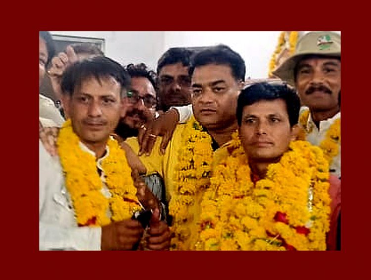 रतलाम प्रेस क्लब के चुनाव में एकता जीती और षड्यंत्र हुआ पराजित, पूर्व सचिव मुकेश अध्यक्ष तो यश को मिला सचिव पद, कार्यकारिणी में युवा जोश को मिला सम्मान