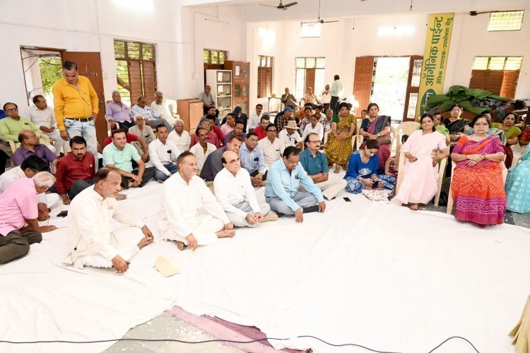 कोरोना के कारण 3 साल बाद हुई सर्व ब्राह्मण महासभा की बैठक, एकता के आह्वान के बीच उठी व्यक्ति और व्यवस्था में बदलाव की उठी मांग