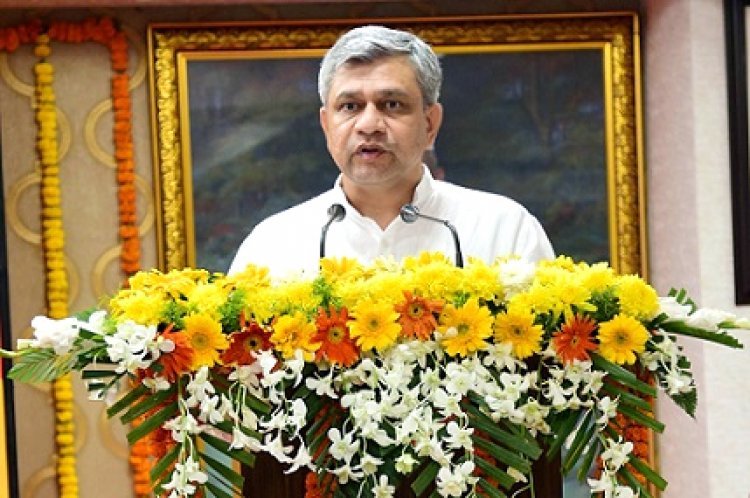 रेल मंत्री अश्विनी वैष्णव ने भारतीय रेलवे नवाचार नीति ‘रेलवे के लिए स्टार्टअप’ का किया शुभारंभ, समाधान के लिए 11 प्रॉब्लम स्टेटमेंट की हुई पहचान