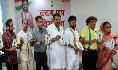 रतलाम के ‘बेटे’ मयंक जाट के जनता को 24 वचन : 1 रुपए में मिलेगा नल कनेक्शन, शहीद के नाम पर होगी खेल स्पर्धा, काम के लिए नगर निगम आएगी जनता के पास