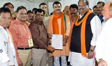 भाजपा का कब्जा बरकरार : काश्यप के भक्त प्रहलाद बने नगर सरकार के पटेल, 30 वार्डों में भाजपा, 15 में कांग्रेस तो 4 में निर्दलीय पार्षद जीते