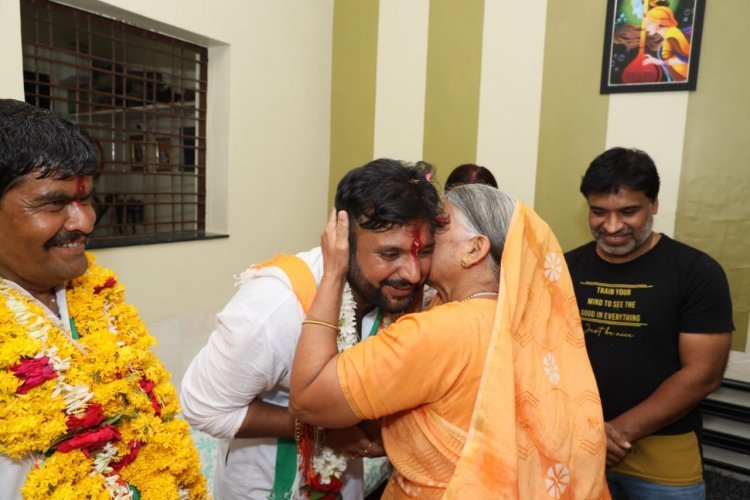 झूठे वादों के बादल छटेंगे व विश्वास का सूर्योदय होगा, युवा महापौर प्रत्याशी मयंक जाट को विकास की जिम्मेदारी सौंपने को बेकरार हैं मतदाताओं के हाथ