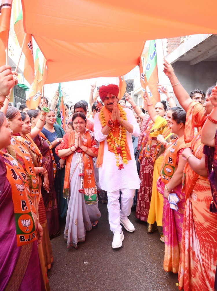 भाजपा प्रत्याशी पटेल का वादा : महापौर के वेतन से जरूरतमंद बच्चियों की भरूंगा फीस, पार्षद के रूप में मिला वेतन भी जनहित में किया खर्च