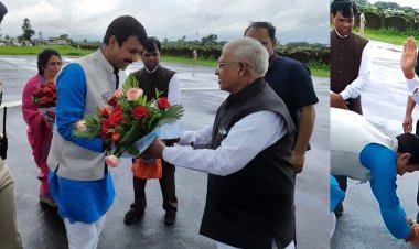 राज्यपाल मंगूभाई पटेल पहुंचे रतलाम, महापौर प्रहलाद पटेल ने अगवानी की और पैर छूकर आशीर्वाद लिया, राज्यपाल ने विद्यार्थियों से किया संवाद