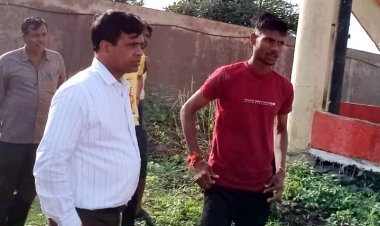 जल जीवन मिशन से भ्रष्टाचार का रिसाव !  मिशन के तहत बनी टंकी से पानी रिसने की शिकायत पर पहुंचे कलेक्टर, 23 को टीम करेंगी जांच