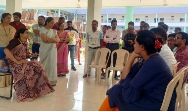 साईं श्री इंटरनेशनल एकेडमी की बस की टक्कर से दो लोग हुए थे घायल, गंगासागर के रहवासियों ने आपत्ति जताई तो प्रबंधन ने माफी व 15 दिन की मोहलत मांगी