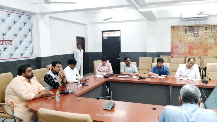 रतलाम महापौर का बड़ा ऐलान : शहर के सबसे साफ-सुथरे वार्ड के कर्मचारियों को मिलेगा डेढ़ लाख रुपए का पुरस्कार