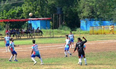 इंडियन स्पोर्ट्स एकेडमी द्वारा आयोजित अभा फुटबाल स्पर्धा में तीसरे दिन कोलकाता और औरंगाबाद की टीमों ने जीते मुकाबले