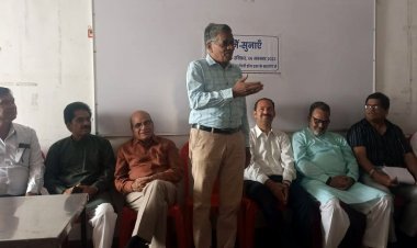 अपने प्रिय रचनाकारों की रचनाओं को सुनाने का सुख अप्रतिम,  'सुनें-सुनाएं' के दूसरे सोपान में हुआ प्रखर रचना संवाद