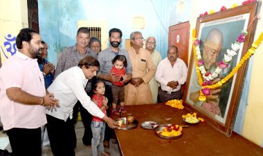 परम पूज्य श्री रामचन्द्र जी डोंगरे महाराज की 32वीं पुण्यतिथि मनाई, श्री बद्रीनारायण सेवा ट्रस्ट ने वितरित की भोजन प्रसादी