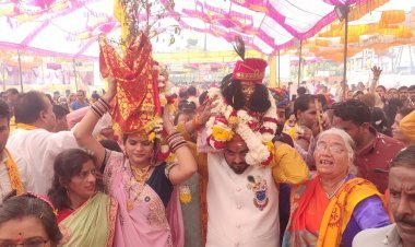 भगवान श्रीकृष्ण व माता तुलसी के विवाह में श्रद्धालु बने बराती, भजनों पर खूब झूमे, सर्वधर्म सम्मेलन में धर्मगुरुओं का हुआ सम्मान