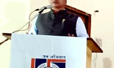 मुझे गर्व है कि मैं ऐसे देश से हूं जिसने पूरी दुनिया को सहिष्णुता औऱ सार्वभौमिक स्वीकृति का ज्ञान दिया- विभाष उपाध्याय