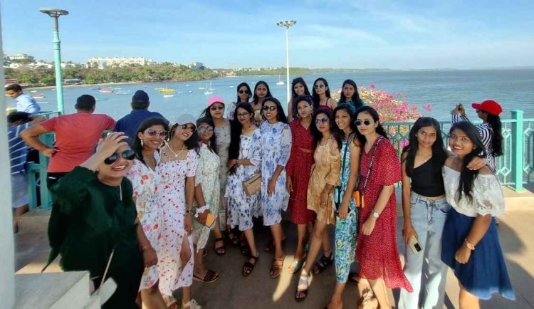 गोवा के 6 दिनी टूर से 28 मार्च को रतलाम लौटेगा रॉयल कॉलेज के 100 विद्यार्थियों का दल, देखिए गोवा के नजारे