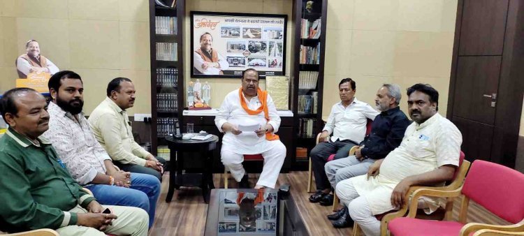 व्यवसायिक लाइसेंस शुल्क पूर्ववत रखने की मांग को लेकर विधायक चेतन्य काश्यप ने मुख्यमंत्री शिवराजसिंह चौहान को लिखा पत्र