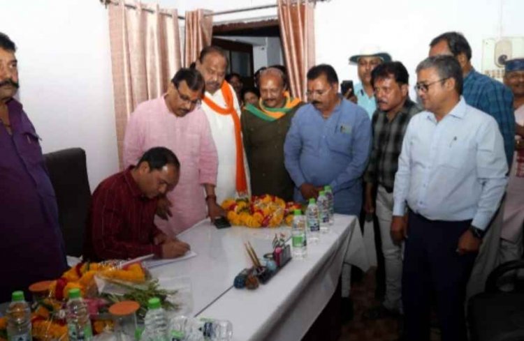 आरडीए अध्यक्ष अशोक पोरवाल ने ग्रहण किया पदभार, पीएम और सीएम की मंशानुसार लोगों को सस्ते प्लॉट उपलब्ध कराना प्राथमिकता रहेगी, देखें वीडियो...