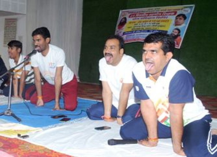 बात पते की : योग में आसन, प्राणायाम, एक्यूप्रेशर, मुद्राओं का प्रामाणिक और यथार्थ बोध जरूरी, अल्पज्ञानियों व अवैज्ञानिक ज्ञान से रहें दूर