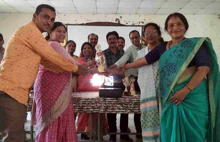 सांस्कृतिक और साहित्यिक गतिविधियां विद्यार्थियों की प्रतिभा को निखारती हैं : कुमावत