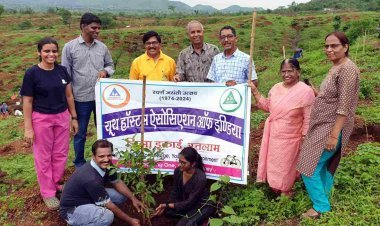 यूथ हॉस्टल एसोसिएशन ऑफ इंडिया की रतलाम इकाई ने शिवगढ़ की पहाड़ी पर किया पौधारोपण, संरक्षण की शपथ ली