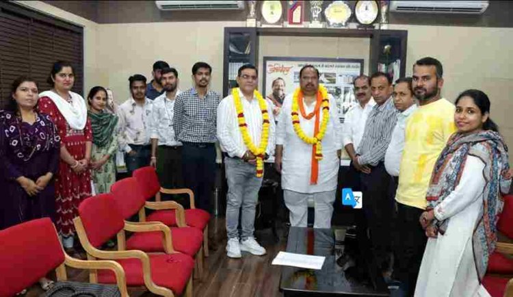 अतिथि विद्वानों ने विधायक काश्यप का स्वागत कर दिया धन्यवाद, जनभागीदारी समिति अध्यक्ष करमचंदानी व प्राचार्य मिश्रा से चर्चा कर दिए थे वेतन बढ़ाने के निर्देश