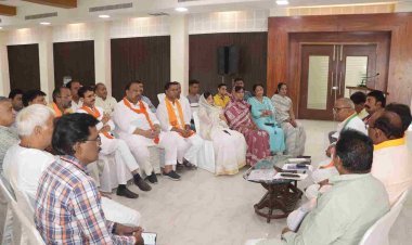 मेरा बूथ सबसे मजबूत को साकार कर 51 प्रतिशत मत हासिल करना है, विधायक देवीलाल धाकड़ ने रतलाम जिले की विधानसभा चुनाव संचालन समितियों की बैठक में कहा