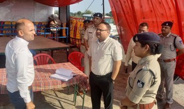 विधानसभा निर्वाचन 2023 : कलेक्टर भास्कर लक्षाकार पहुंचे आलोट विधानसभा क्षेत्र, उन्हेल-नागेश्वर फंटा व पंथवारी चैक पोस्ट का निरीक्षण किया