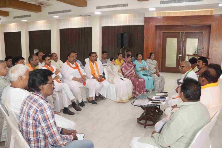 मेरा बूथ सबसे मजबूत को साकार कर 51 प्रतिशत मत हासिल करना है, विधायक देवीलाल धाकड़ ने रतलाम जिले की विधानसभा चुनाव संचालन समितियों की बैठक में कहा