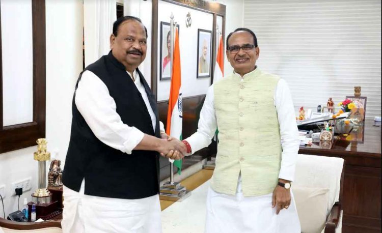 रतलाम विधायक चेतन्य काश्यप ने CM शिवराजसिंह चौहान और BJP प्रदेश अध्यक्ष वीडी शर्मा से की भेंट, पुनः भाजपा की सरकार बनने के लिए दी अग्रिम शुभकामनाएं