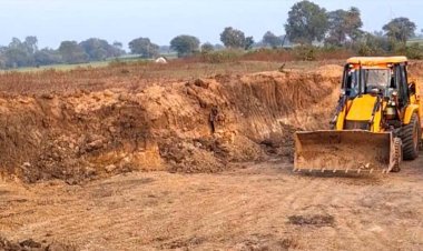 अवैध खनिज परिवहन करते डम्पर तथा जेसीबी जब्त, कलेक्टर के निर्देश पर खनिज विभाग ने की कार्रवाई