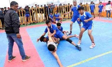 24वां खेल चेतना मेला : महापौर प्रहलाद पटेल और कलेक्टर भास्कर लाक्षाकार के हाथों खिलाड़ी हुए पुरस्कृत, तीसरे दिन हुए फाइनल मुकाबले