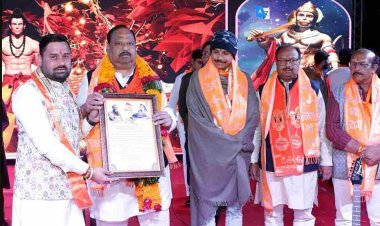 मेरा रतलाम मेरी अयोध्या : मलखंभ पर हुआ सौर्य का प्रदर्शन और कारसेवकों का सम्मान, मंत्री चेतन्य काश्यप बोले- आयोजक जुबिन जैन भाजपा का भविष्य हैं