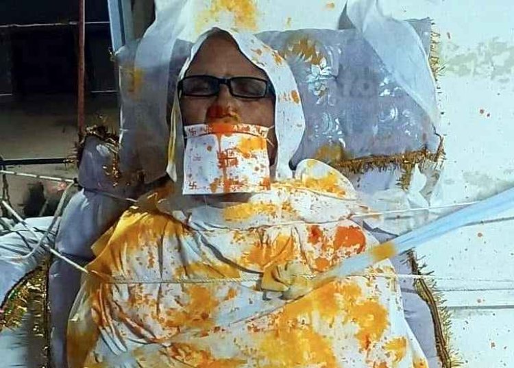 महासती श्री पारसकुंवरजी म. सा. का देवलोकगमन, मंदसौर में निकली चकडोल यात्रा, हजारों श्रावक-श्राविकाओं की उपस्थिति में देह अग्नि को समर्पित