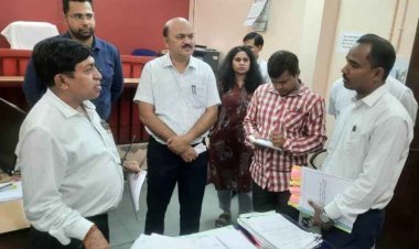 राजस्व महाअभियान 2.0 : संभाग आयुक्त संजय गुप्ता ने नक्शा तरमीम कार्य 5 दिन में पूरा करने के दिए निर्देश
