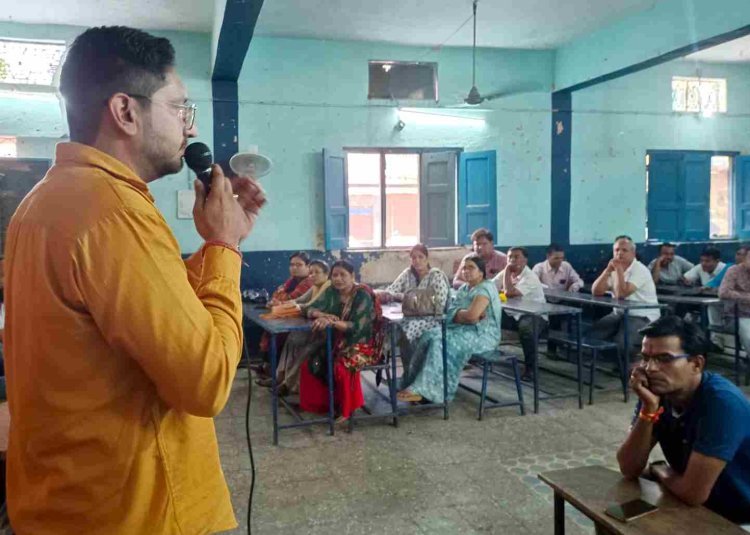 बनी रणनीति : आजाद अध्यापक संघ का शिक्षक महासम्मेलन 1 दिसंबर को, सफल बनाने के लिया संकल्प, 100 सदस्यीय आयोजन समिति गठित