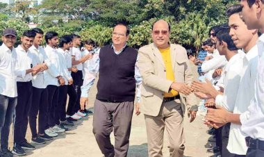 रॉयल कॉलेज खेल महोत्सव में क्रिकेट टूर्नामेंट प्रारम्भ, 32 टीमें मैदान में दिखाएंगी दम, चेयरमैन गुगालिया बोले- खेलों से स्वस्थ रहता है तन-मन