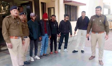 दगाबाज़ दोस्त ! साथी को कॉल कर मिलने बुलाया और सुनसान इलाके में ले जाकर 53 हजार रुपए लूट लिए, 6 घंटे में 4 आरोपी पहुंच गए हवालात, 1 फरार