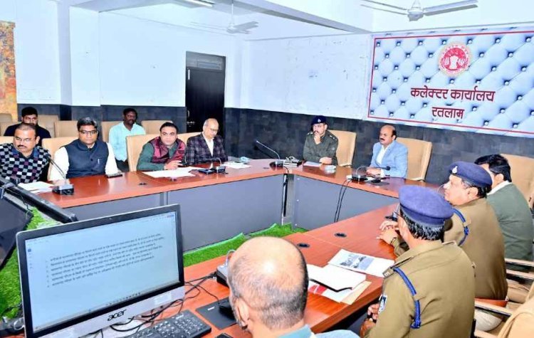 रोड सेफ्टी मीटिंग : 8 लेन की सुरक्षा के लिए पुलिस को पेट्रोलिंग वाहन और नाइट ड्रोन कैमरे उपलब्ध करवाए NHAI- कलेक्टर बाथम