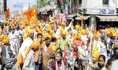 सम्मान साफा रैली : हाथों में केसरिया ध्वज, सिर पर साफा और ओठों पे ‘जय श्री राम’ और ‘हर हर महादेव’ का उद्घोष, 3 घंटे में तय हुई 4 किलोमीटर की दूरी