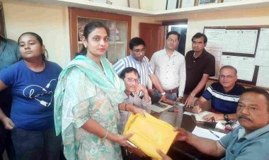 पालक संघ और अभा ग्राहक पंचायत का बुक बैंक शुरू, पहले दिन 100 लोगों ने लिया लाभ, रियायती दरों पर कॉपियों की भी हुई व्यवस्था