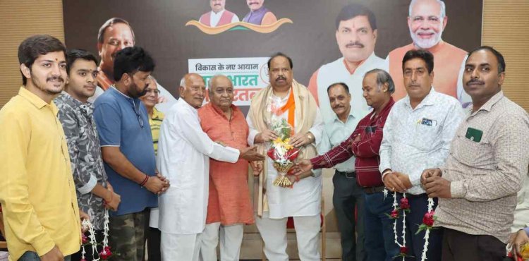 मां कालिका लोक की मुख्यमंत्री की घोषणा के लिए धार्मिक संस्थाओं ने कैबिनेट मंत्री चेतन्य काश्यप का अभिनंदन कर जताया आभार