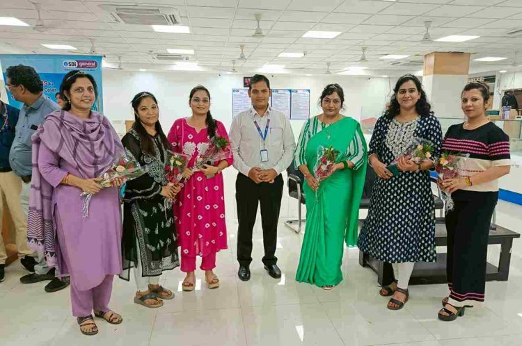 जय हो ! SBI के कर्मचारी संगठन ने किया प्रथम महिला सम्मेलन का आयोजन, रतलाम की टीम ने मचा दी धूम, अधिकारियों ने किया सम्मान